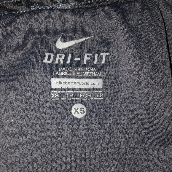 Woman’s Nike athletic shorts. Need gone ASAP!!!! - Picture 4 of 4